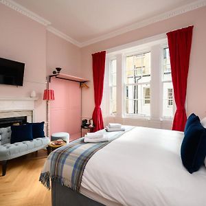 Deluxe Zimmer mit Kingsize-Bett
